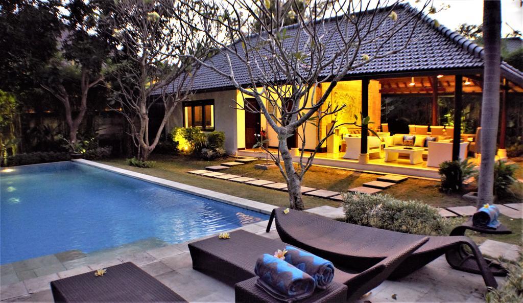 Finn'S Villa Santai Seminyak Buitenkant foto